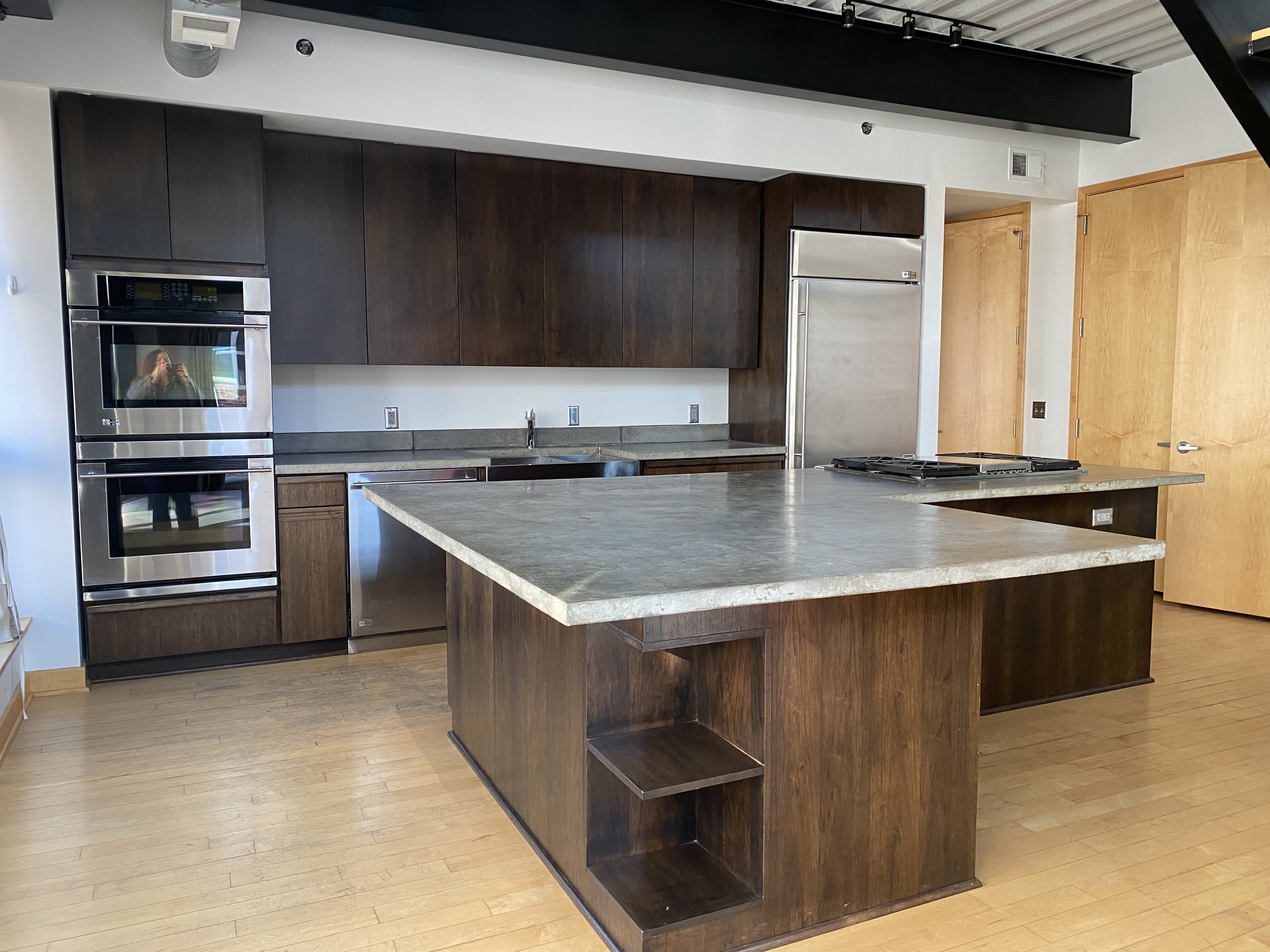 Slowdown Apartments 260 Kitchen